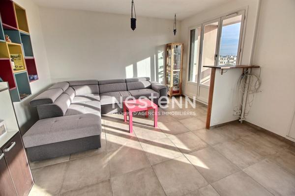 secteur PARILLY: T5 avec balcon et place de parking privative