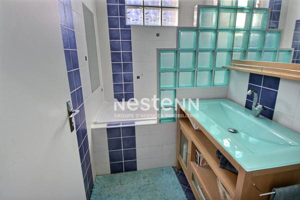 secteur PARILLY: T5 avec balcon et place de parking privative