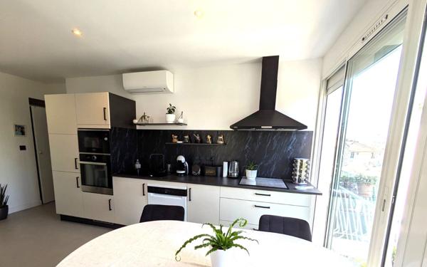 Appartement à vendre    4 pièces • 58 m2 Nice