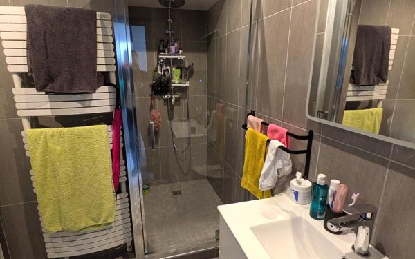 Appartement à vendre    4 pièces • 58 m2 Nice