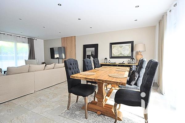 Maison à vendre 6 pièces 141 m² Saint-Maurice-Montcouronne