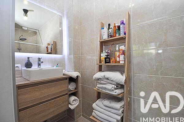 Maison à vendre 6 pièces 141 m² Saint-Maurice-Montcouronne