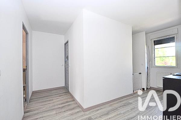 Maison à vendre 6 pièces 141 m² Saint-Maurice-Montcouronne