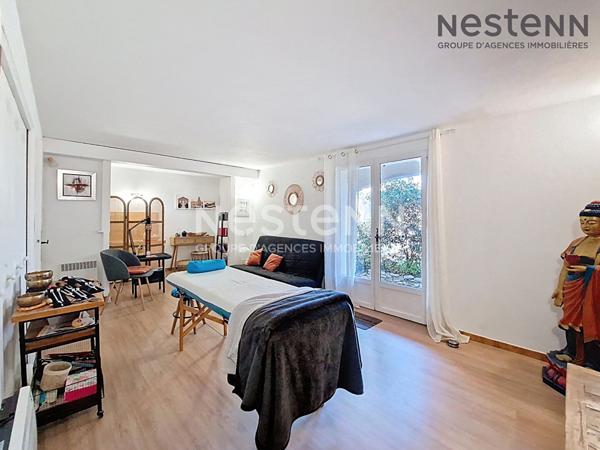 3 Maisons indépendantes au coeur d'un grand terrain verdoyant à Sommières