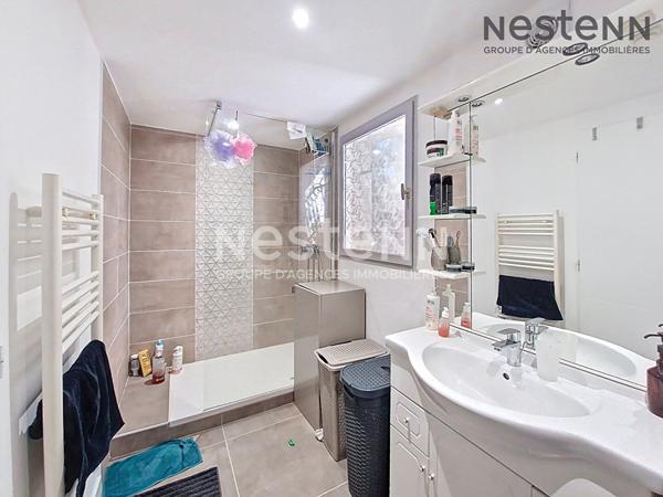 3 Maisons indépendantes au coeur d'un grand terrain verdoyant à Sommières