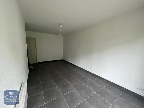 Appartement à louer 2 pièces 44.03m² Naves (19460)