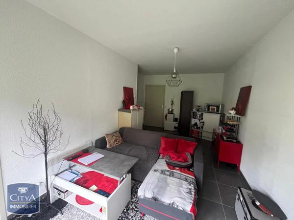 Appartement à louer 2 pièces 44.03m² Naves (19460)
