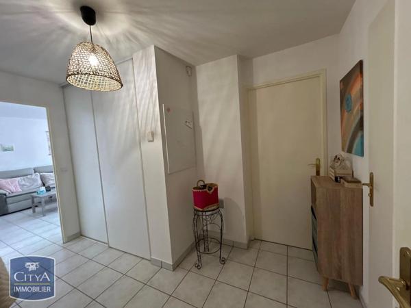 Appartement à louer 2 pièces 57.99m²
