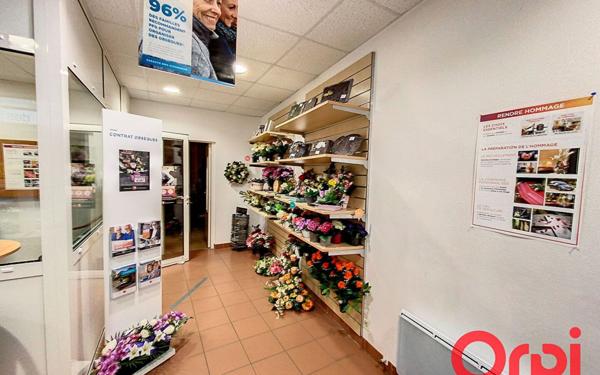 Immeuble à vendre    2 pièces • 90 m2 Dun-sur-Auron