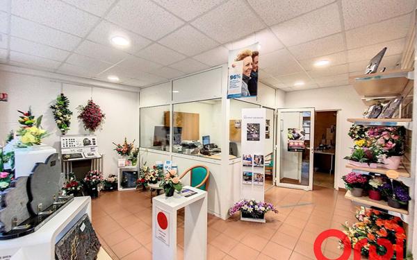 Immeuble à vendre    2 pièces • 90 m2 Dun-sur-Auron