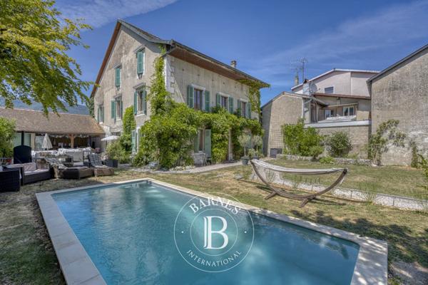 Divonne-les-Bains, Maison de ville 4 Chambres -  282 m² à vendre