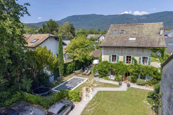 Divonne-les-Bains, Maison de ville 4 Chambres -  282 m² à vendre