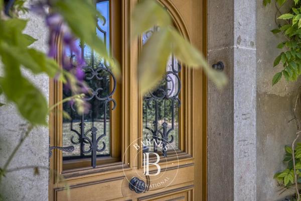 Divonne-les-Bains, Maison de ville 4 Chambres -  282 m² à vendre
