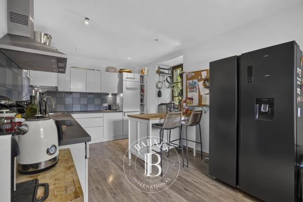 Divonne-les-Bains, Maison de ville 4 Chambres -  282 m² à vendre