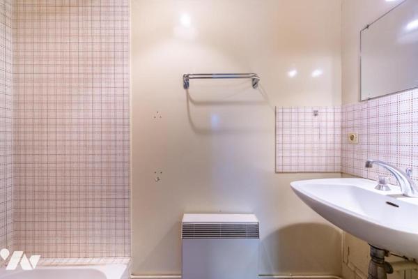 BOULOGNE-BILLANCOURT -  PONT DE SEVRES - APPARTEMENT 4 PIECES - ETAGE ELEVES - LARGES BALCONS