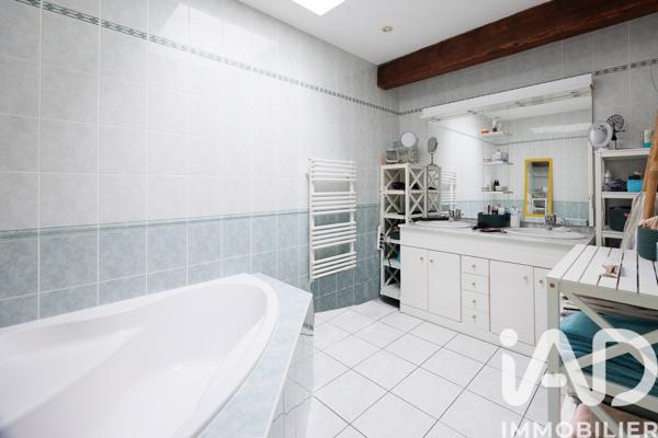 Maison à vendre 5 pièces 162 m² Cogny