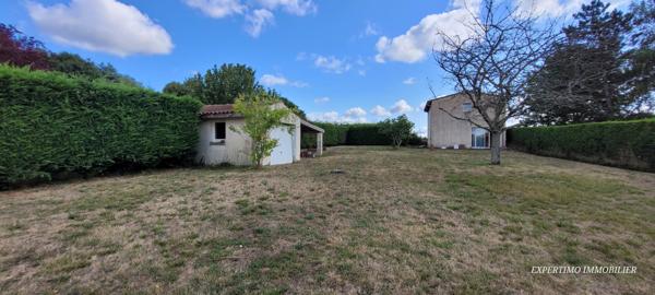 Jonzac (17500) MAISON 130 M² AVEC ANNEXE