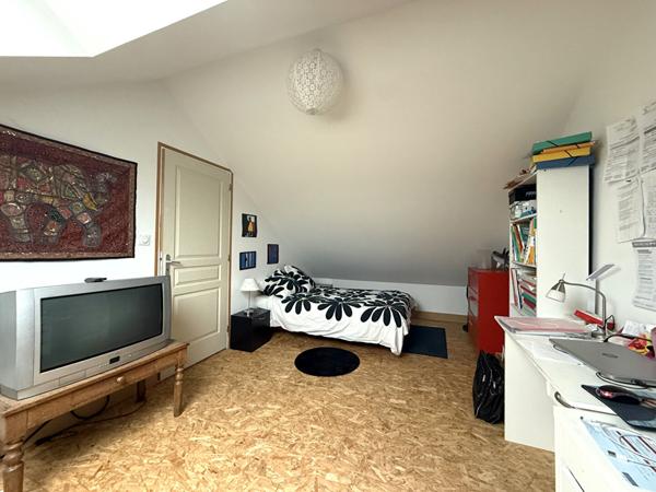 MANCELLE 3 CHAMBRES AVEC JARDIN