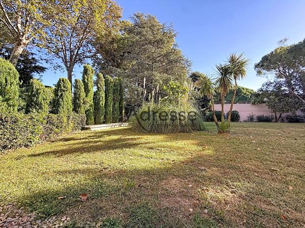 Appartement Mandelieu La Napoule 5 pièces 93m2 + 8M2 de loggia