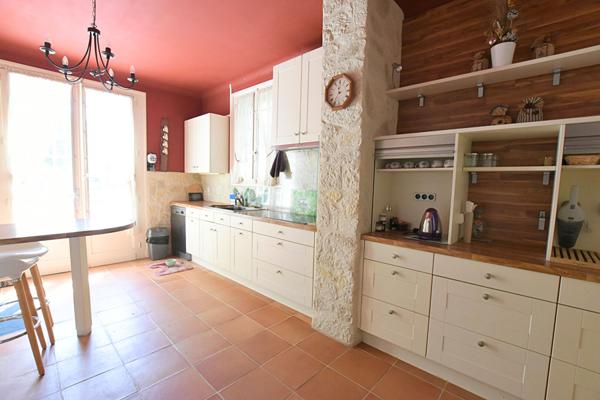 Cadre idyllique et volumes généreux à proximité de la Dordogne !