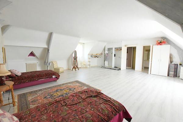 Cadre idyllique et volumes généreux à proximité de la Dordogne !