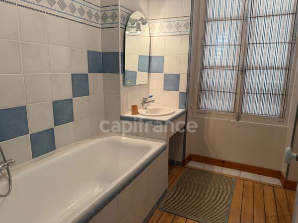 Maison à vendre 7 pièces AUXERRE (89)   Propriété de caractère de 165 m2   4 chambres   Garage   Caves    Terrain
