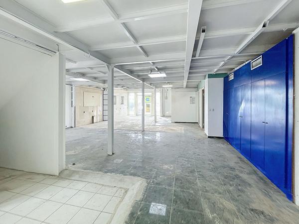 Achat local commercial Baie-Mahault - 225 m² - 636 000 €