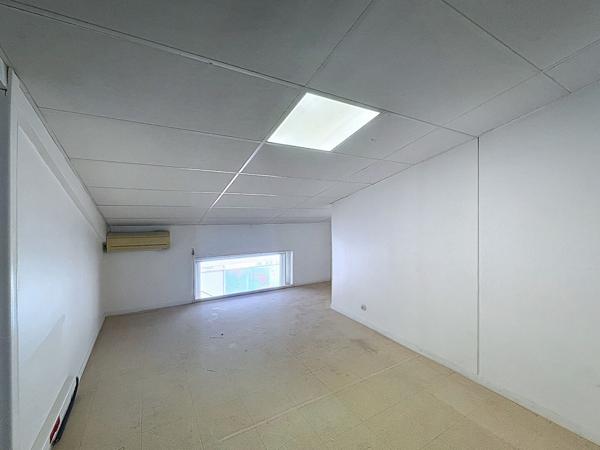 Achat local commercial Baie-Mahault - 225 m² - 636 000 €