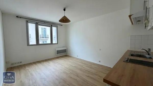 Appartement à louer 1 pièce 22.32m² Tours (37000)