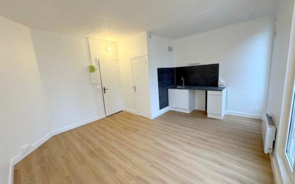 Appartement à vendre    1 pièce • 20,36 m2 Le Raincy