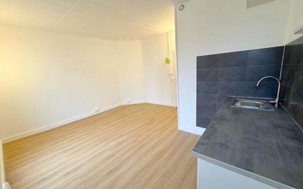 Appartement à vendre    1 pièce • 20,36 m2 Le Raincy