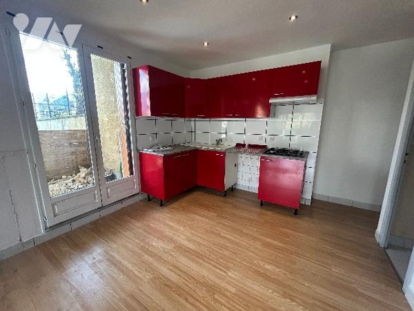 À vendre – Appartement T3 avec terrasses, cave et stationnements – Grésy-sur-Aix