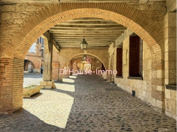 Immeuble à vendre 14 pièces de 560 m²