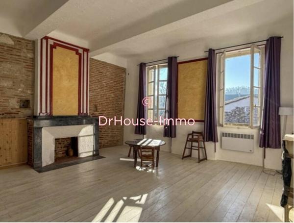 Immeuble à vendre 14 pièces de 560 m²