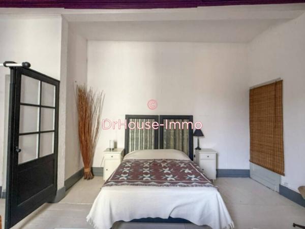 Immeuble à vendre 14 pièces de 560 m²