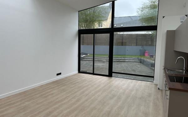 Appartement à louer    3 pièces • 75,98 m2 Saint-Renan