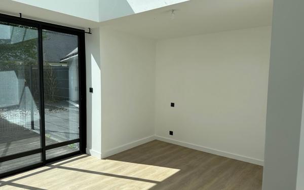 Appartement à louer    3 pièces • 75,98 m2 Saint-Renan