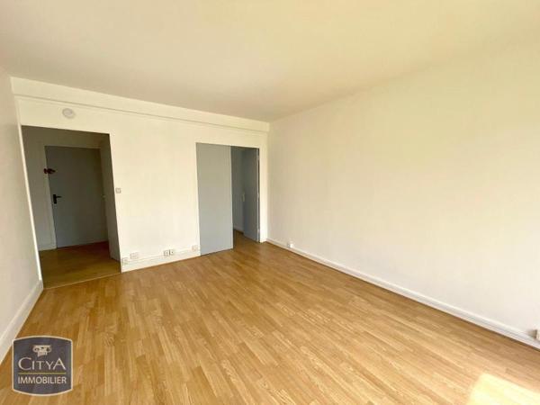 Appartement à louer 2 pièces 41.84m²