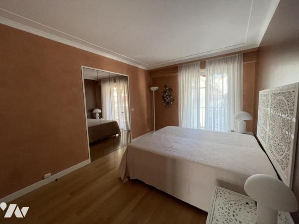 Menton Garavan, 3 pièces de 88m², 30 m² d'extérieur, toi terrasse de 45m² privé, garage et cave 