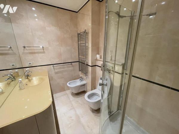 Menton Garavan, 3 pièces de 88m², 30 m² d'extérieur, toi terrasse de 45m² privé, garage et cave 