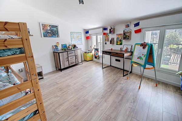 A VENDRE EN EXCLUSIVITE TARADEAU Maison de village 4 pièce(s) 124 m2 - Jardin Terrasse - Proche village