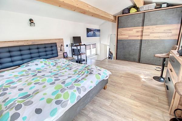 A VENDRE EN EXCLUSIVITE TARADEAU Maison de village 4 pièce(s) 124 m2 - Jardin Terrasse - Proche village
