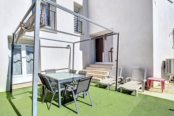 A VENDRE EN EXCLUSIVITE TARADEAU Maison de village 4 pièce(s) 124 m2 - Jardin Terrasse - Proche village