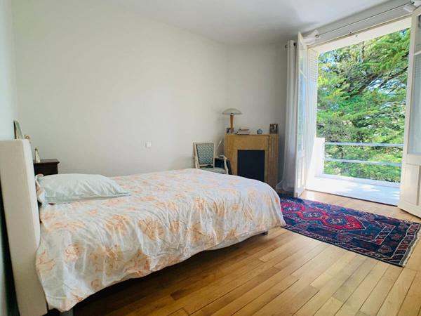 À VENDRE ? Spacieuse maison individuelle de 179 m² avec piscine chauffée ? Terrain de 1 396 m²