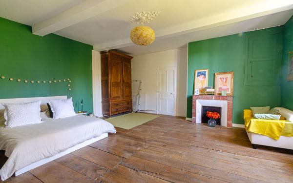 Maison à vendre    7 pièces •  Bordes