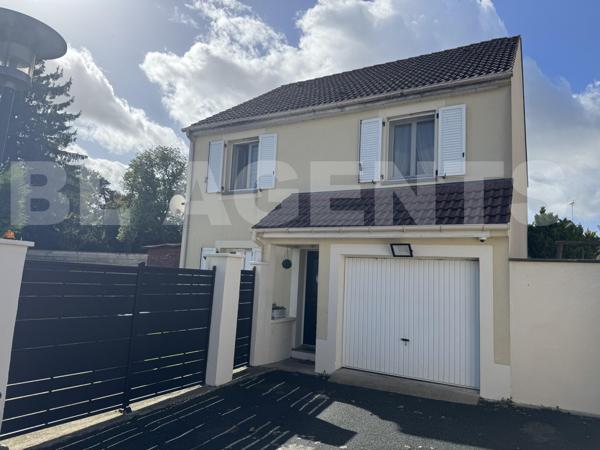 MAISON 6 PIECES de 115 M2 JUILLY 