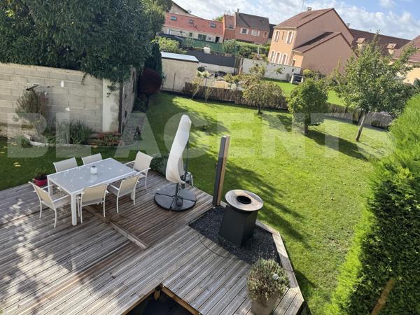 MAISON 6 PIECES de 115 M2 JUILLY 