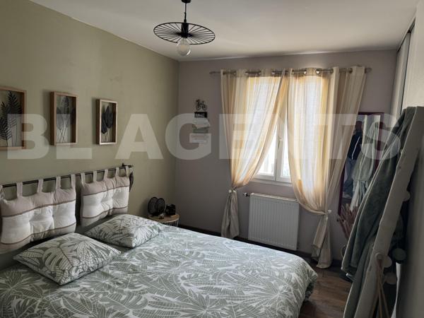 MAISON 6 PIECES de 115 M2 JUILLY 