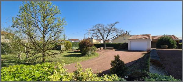 Maison à ARGENTONNAY, 79150 - 8 pièces 125m²