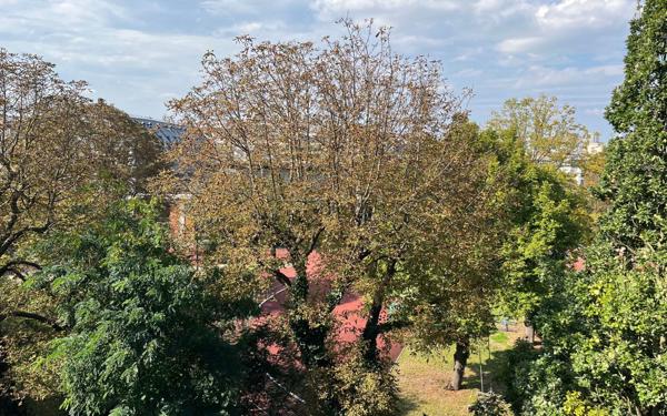 Appartement à vendre    5 pièces • 99,03 m2 Paris 15